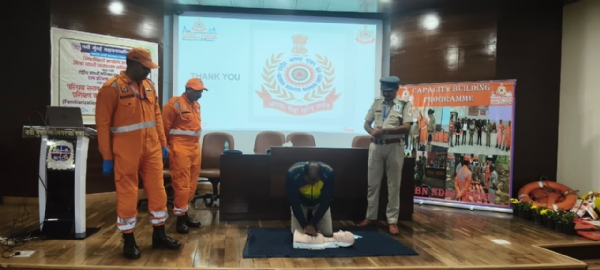 NDRF SDRF Conduct Life Saving Drills Navi Mumbai