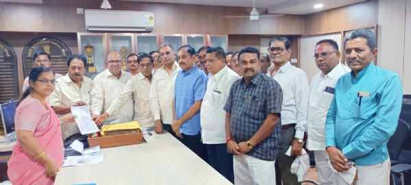 शिक्षण संस्था महामंडळाद्वारे पट पडताळणीवर बहिष्काराचा इशारा : परीक्षांच्या काळात पट पडताळणीचा फतवा ः तसेच पवित्र पोर्टल मार्फत शिक्षक पदभरतीच्या मानांक कार्यपध्दतीत केलेल्या बदलावर तीव्र आक्षेप