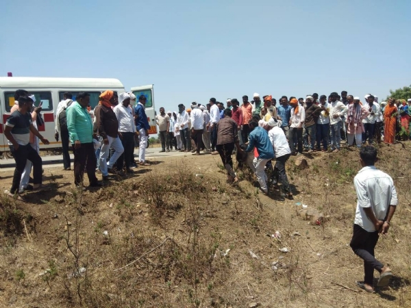 झरीजवळ कारने दिलेल्या धडकेत दोघे मोटारसायकलस्वारांचा जागीच मृत्यू : मंगळवार दुपारची दुर्देवी घटना