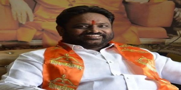 सोलापूर - शिवसेना जिल्हाध्यक्षपदावरून अजय दासरी यांना हटविले