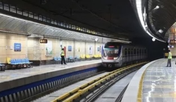 इस्रायलकडून इराणी नागरिकांना रेल्वेगाड्या, रेल्वे रुळांपासून दूर राहण्याचा इशारा