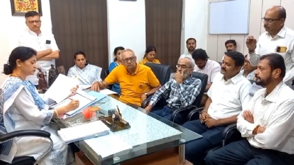 हिंदू विधिज्ञ् परिषदेचे महापौरांना निवेदन