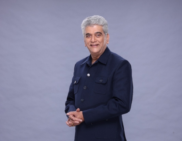 ‘दीपज्योती’त गिरीश ओकांचा प्रभावी कमबॅक