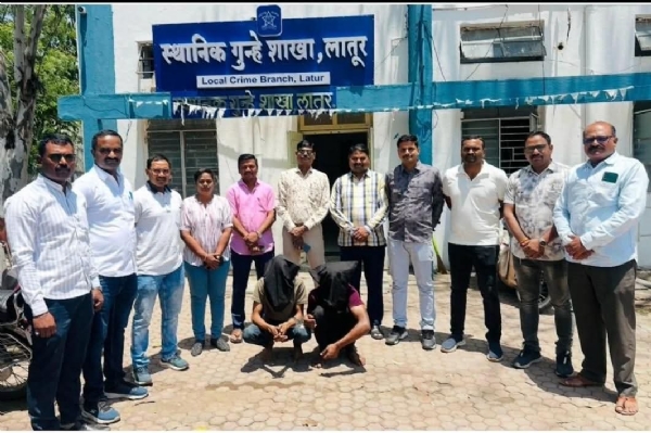 पोलीस कारवाई