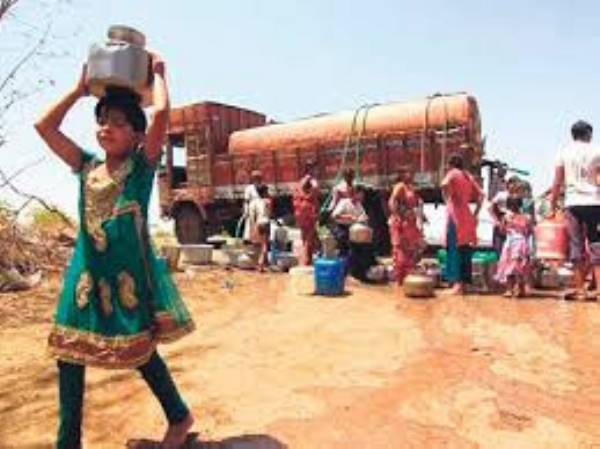 जिल्ह्यात पाणीटंचाईची धग वाढली तीन गावांचे टॅंकरचे प्रस्ताव, दोन गावांत विहिरीचे अधिग्रहण