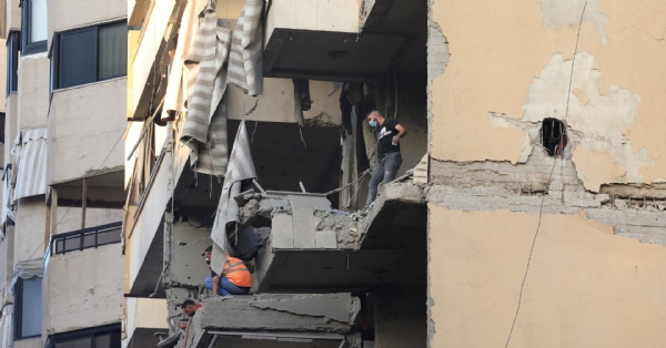 बेरूतमध्ये इस्रायली हवाई हल्ल्यात हिजबुल्लाहच्या सचिवाचा  मृत्यू