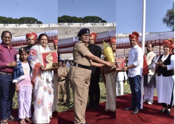 गुणवंतांचा गौरव पालकमंत्री प्रकाश आबिटकर यांच्या हस्ते