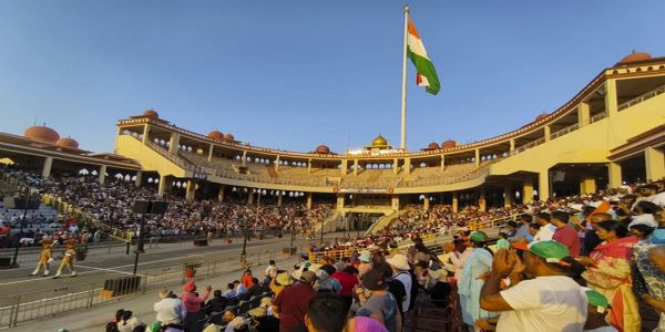 अटारी-वाघा सीमेवरील रिट्रीट सेरेमनीच्या वेळेत बदल; आता संध्याकाळी ६ वाजता होणार सुरुवात