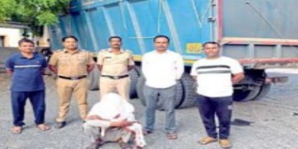 अमरावतीत अवैध वाळू वाहतुकीवरील कारवाईत ५६ लाखांचा मुद्देमाल जप्त
