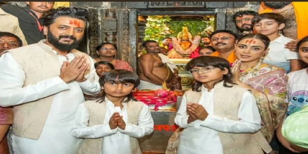 रितेश-जेनेलिया दांपत्याने घेतले तुळजाभवानीचे दर्शन.
