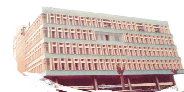 कोल्हापूरातील शेतकरी अपात्र कर्जमाफी प्रश्नी सोमवारी मुंबईत बैठक