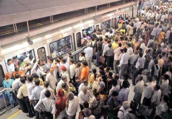 Technical Glitch on Mumbai Metro Aqua Line 3 Technical Glitch on Mumbai Metro Aqua Line 3