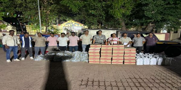गडचिरोलीत बनावट नंबर प्लेट वापरून दारू तस्करी उघड; १४.८७ लाखांचा मुद्देमाल जप्त