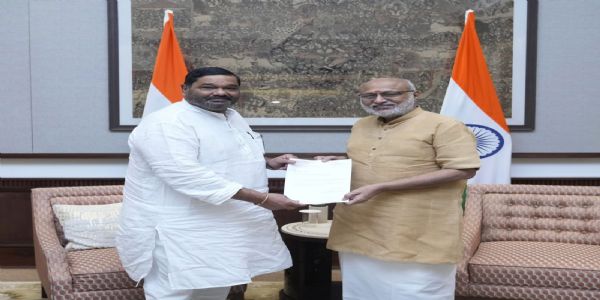 बीजेडी नेते देबाशीष सामंतराय यांनी राज्यसभेचा दिला राजीनामा