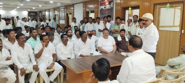 गडचिरोली कॉंग्रेस मध्ये जिल्हाध्यक्षाच्या निवडीवरून उफाळला असंतोष.पदाधिकाऱ्यांचे राजीनामे