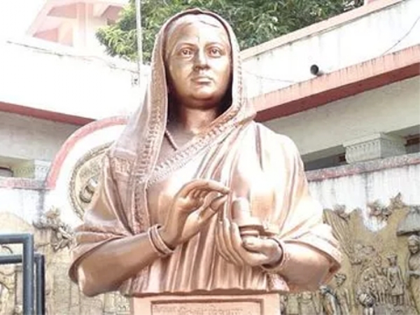 अहिल्यादेवी होळकर