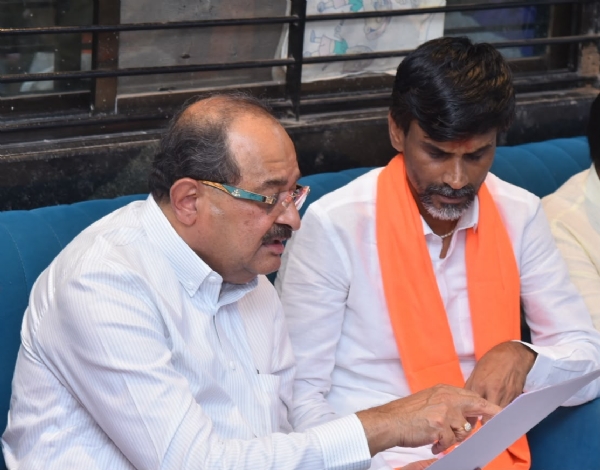 जरांगे राधाकृष्ण विखे पाटील जरांगे राधाकृष्ण विखे पाटील