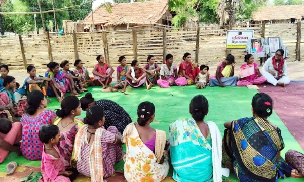 मरकणार गाव सभा बैठक