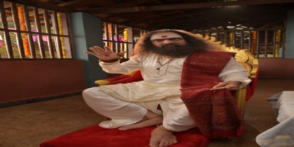 ‘तुंबाडची मंजुळा’मधील मकरंद अनासपुरेंचा साधू अवतार चर्चेत