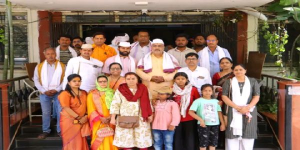 नरसापूर घटनेचा विविध पक्ष, संघटना, प्रतिष्ठानांद्वारे तीव्र निषेध : नराधमाविरोधात कठोर कारवाईची मागणी