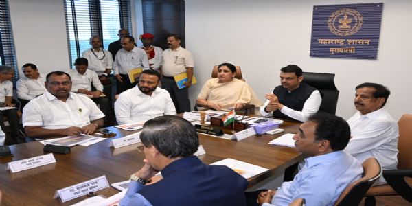 पंढरपूर तीर्थक्षेत्राचा समग्र विकास येत्या 30 महिन्यांत पूर्ण करा - मुख्यमंत्री