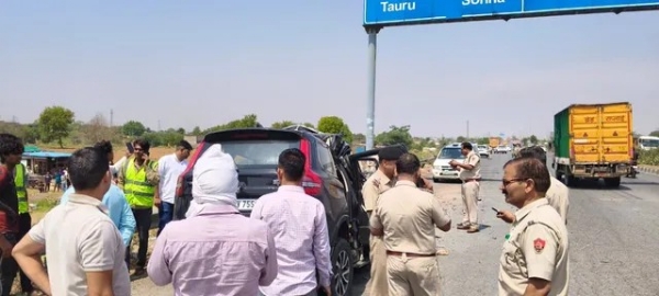 KMP Express 5 UP Policemen Dead Accident