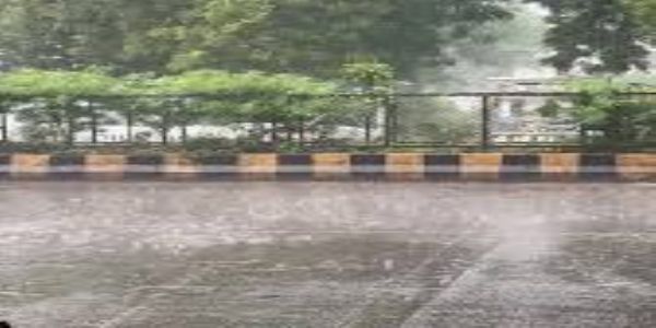 अमरावती जिल्ह्यात वादळी वाऱ्यासह जोरदार अवकाळी पाऊस