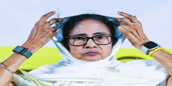 पश्चिम बंगाल विधानसभा बरखास्त; ममतांचे मुख्यमंत्रीपद संपुष्टात