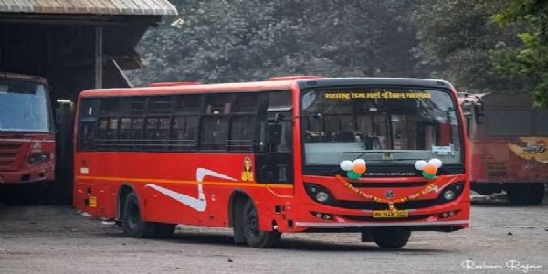 एसटी बस चालकाला मारहाण प्रकरणी चौघांवर गुन्हा दाखल