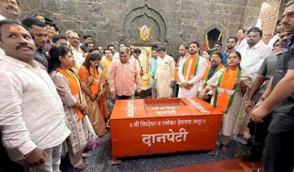 पंतप्रधान नरेंद्र मोदी