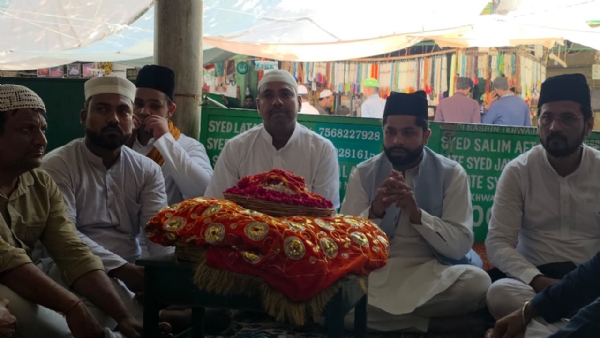 चादर चादर