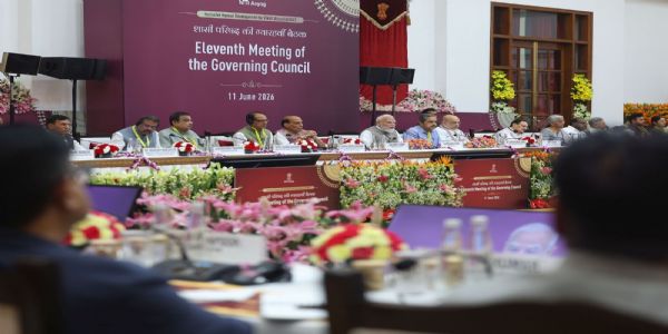 केंद्र आणि राज्ये एकत्रितपणे 