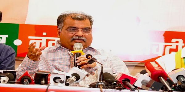 पूर्वीचा परावलंबी भारत मोदी सरकारच्या नेतृत्वाखाली बारा वर्षांत आत्मनिर्भर - रविंद्र चव्हाण
