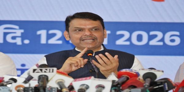 नरेंद्र मोदींच्या नेतृत्वात केंद्र शासनाने देशाच्या विकासाला अभूतपूर्व गती दिली - फडणवीस