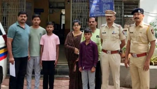 पोलीस कारवाई