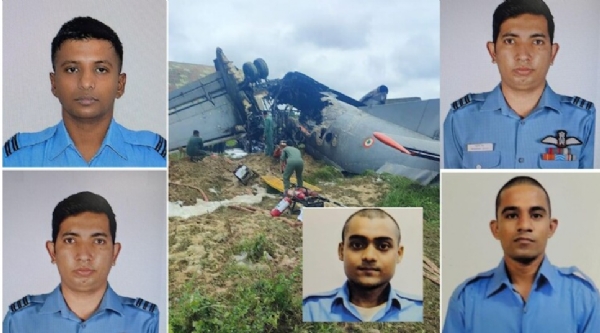 आसाममध्ये विमान अपघातात हवाई दलाचे पाच जवान शहीद आसाममध्ये विमान अपघातात हवाई दलाचे पाच जवान शहीद