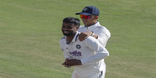 मानव सुथारची काउंटी क्रिकेटमध्येही पदार्पणाच्या सामन्यात चमकदार कामगिरी