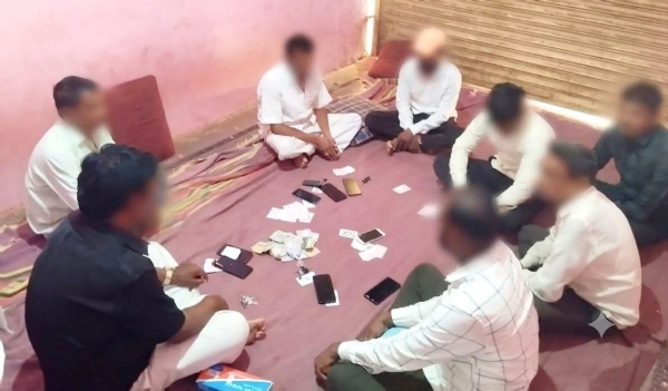 पोलीस कारवाई पोलीस कारवाई