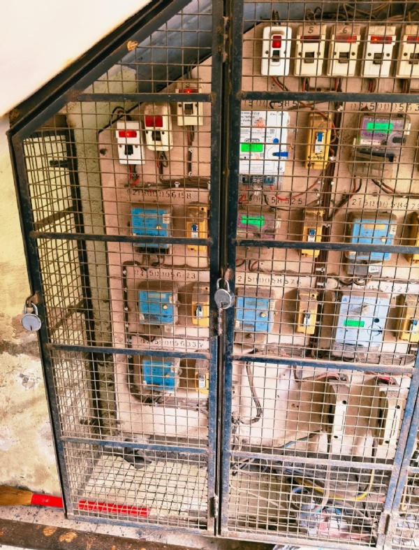 Ph1