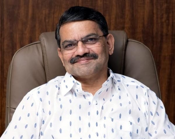 अॅड दीपक पटवर्धन