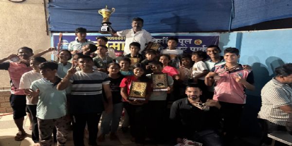 रत्नागिरीचा महेश मिलके स्विमिंग ग्रुप कराडमध्ये ओव्हरऑल चॅम्पियन