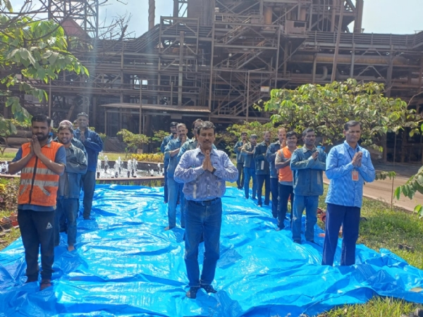 Message of a healthy life through yoga; Yoga Day celebrated at JSW SIP.