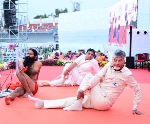 योगगुरू बाबा रामदेव