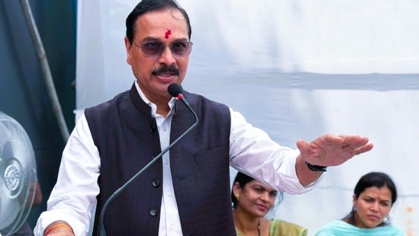 डॉ. राजीव पोतदार, भाजपचे विजयी उमेदवार (संग्रहित फोटो) डॉ. राजीव पोतदार, भाजपचे विजयी उमेदवार (संग्रहित फोटो)