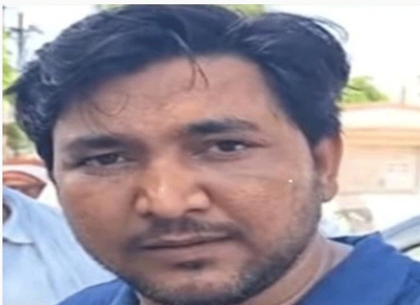 पंचायत समितीच्या अभियंत्यावर चाकूहल्ला घरकुलाच्या हप्त्यासाठी लाभार्थीचे कृत्य