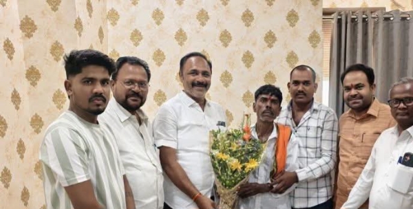 घंटागाडी कर्मचाऱ्यांचा प्रामाणिकपणा
