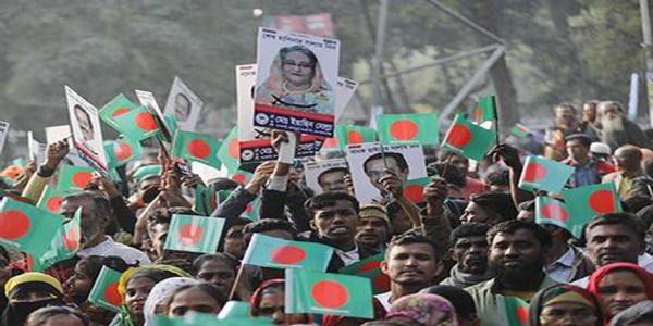 बंदी असूनही आवामी लीगची स्थापना दिनानिमित्त ढाकात मिरवणूक, अनेक कार्यकर्त्यांना अटक