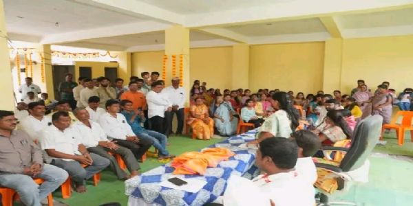 एकूण १.२५ कोटींचा निधी खर्च करून एकाच वेळी विविध पाच मोठ्या कामांना गती