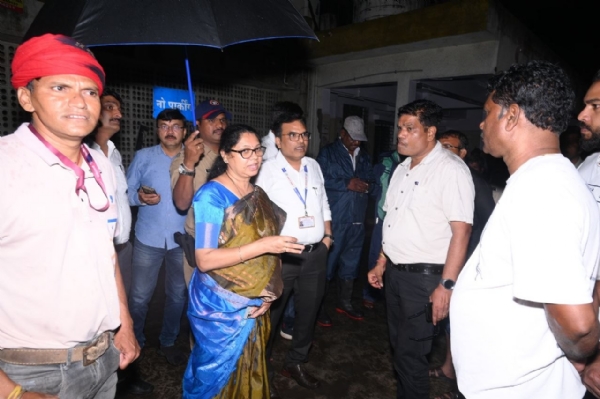 मुसळधार पावसानंतर मनपाची तात्काळ धाव; आयुक्त व महापौरांनी केली प्रत्यक्ष पाहणी