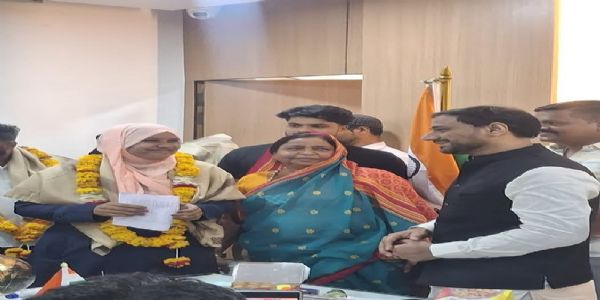 परभणी महापालिकेत पदोन्नती व नियुक्ती आदेशांचे वितरण